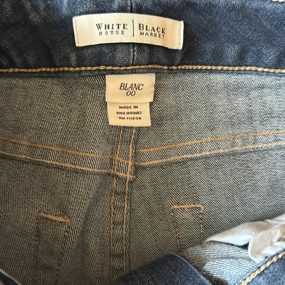 White House Black Market Jeans - Size 00 - Picture 3 of 3
